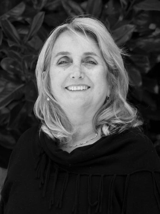 portrait of Rosanna Rivero