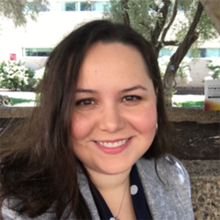 portrait of Samantha Samples