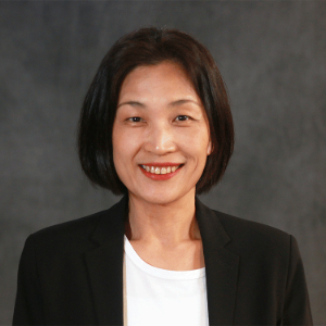 portrait of Misun Hur