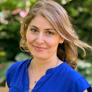 portrait of Gulsah Akar