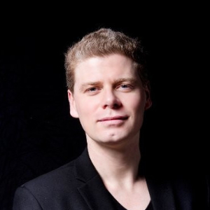 portrait of Stefan Al