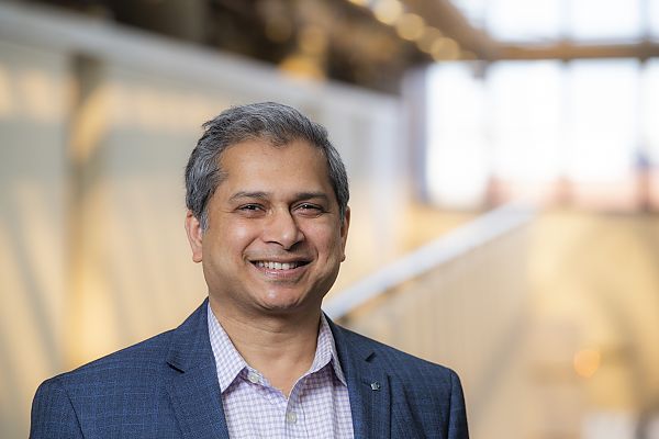 portrait of Biswa Das