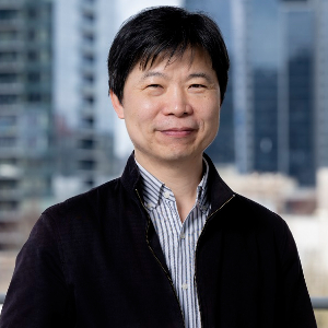 portrait of Liming Wang