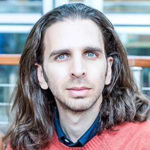 portrait of Ahoura Zandiatashbar