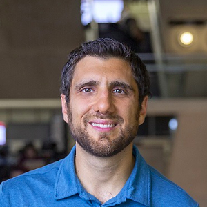 portrait of Justin Golbabai