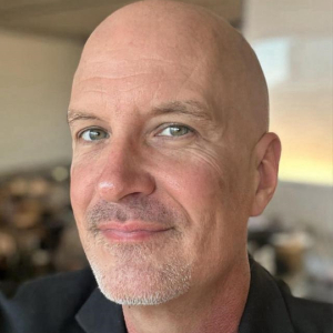 portrait of Kyle Ezell