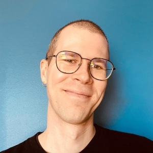 portrait of Andi Binet