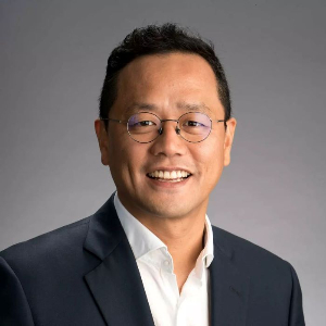 portrait of Youjung Kim