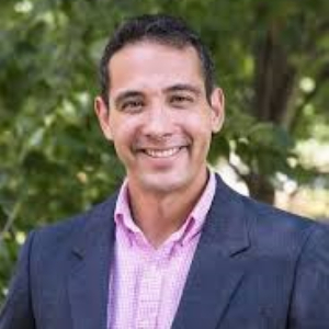 portrait of Michael M&eacute;ndez