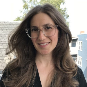 portrait of Renee Tapp