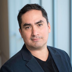 portrait of Fernando Burga