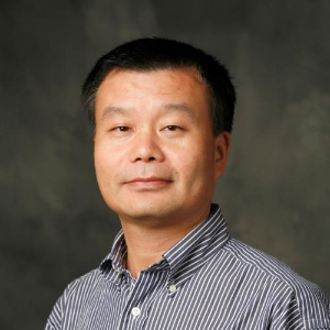 portrait of Ming Zhang