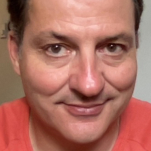 portrait of Stefan Kipfer