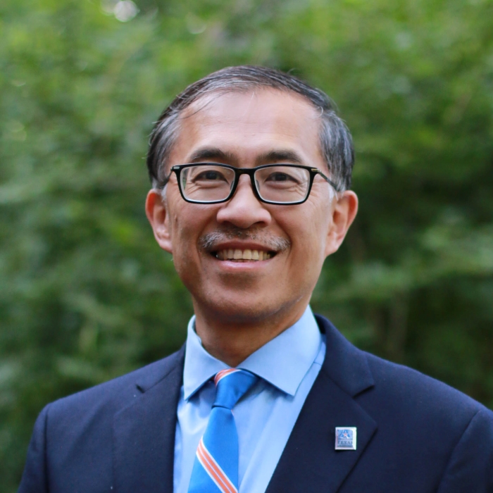 portrait of Ming-Han Li